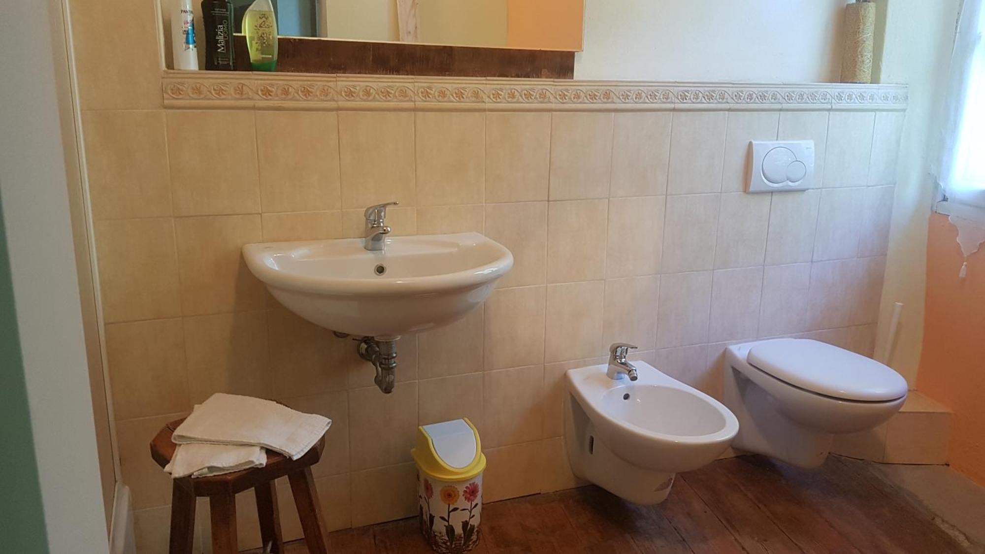 La Stanza Del Bosco Apartment Arcumeggia Bagian luar foto